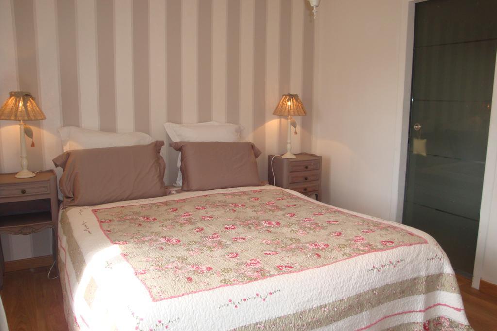 Au Jardin D'Eloise Bed & Breakfast Tremereuc Exterior photo